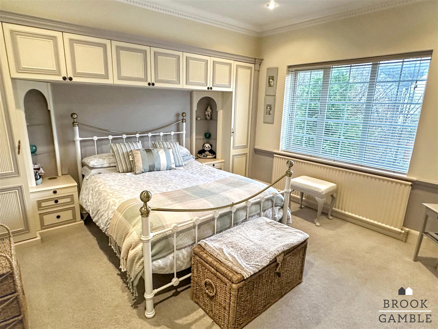 4 Bedroom House - Detached. Le Brun Road in Eastbourne, 30